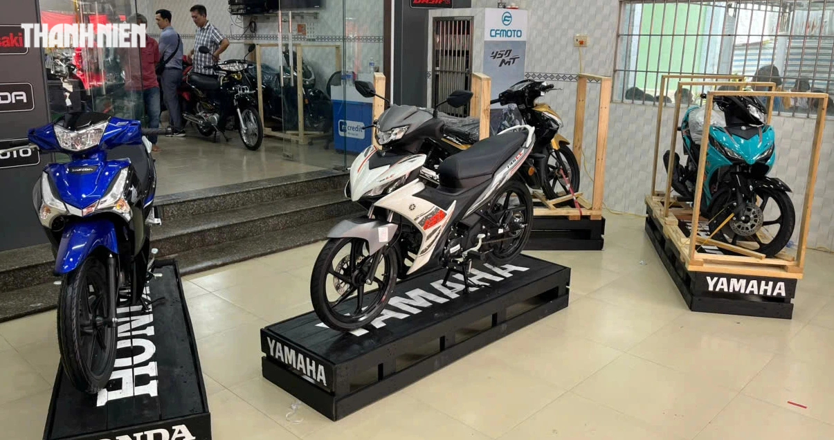 Yamaha 135LC nhập 'nguyên đai, nguyên kiện' về Việt Nam: 'Hậu bối' Exciter 135 trở lại - Ảnh 1.