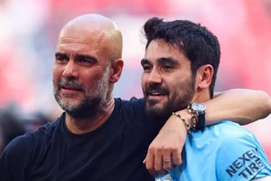 Pep Guardiola tiết lộ thông tin chấn động về Gundogan