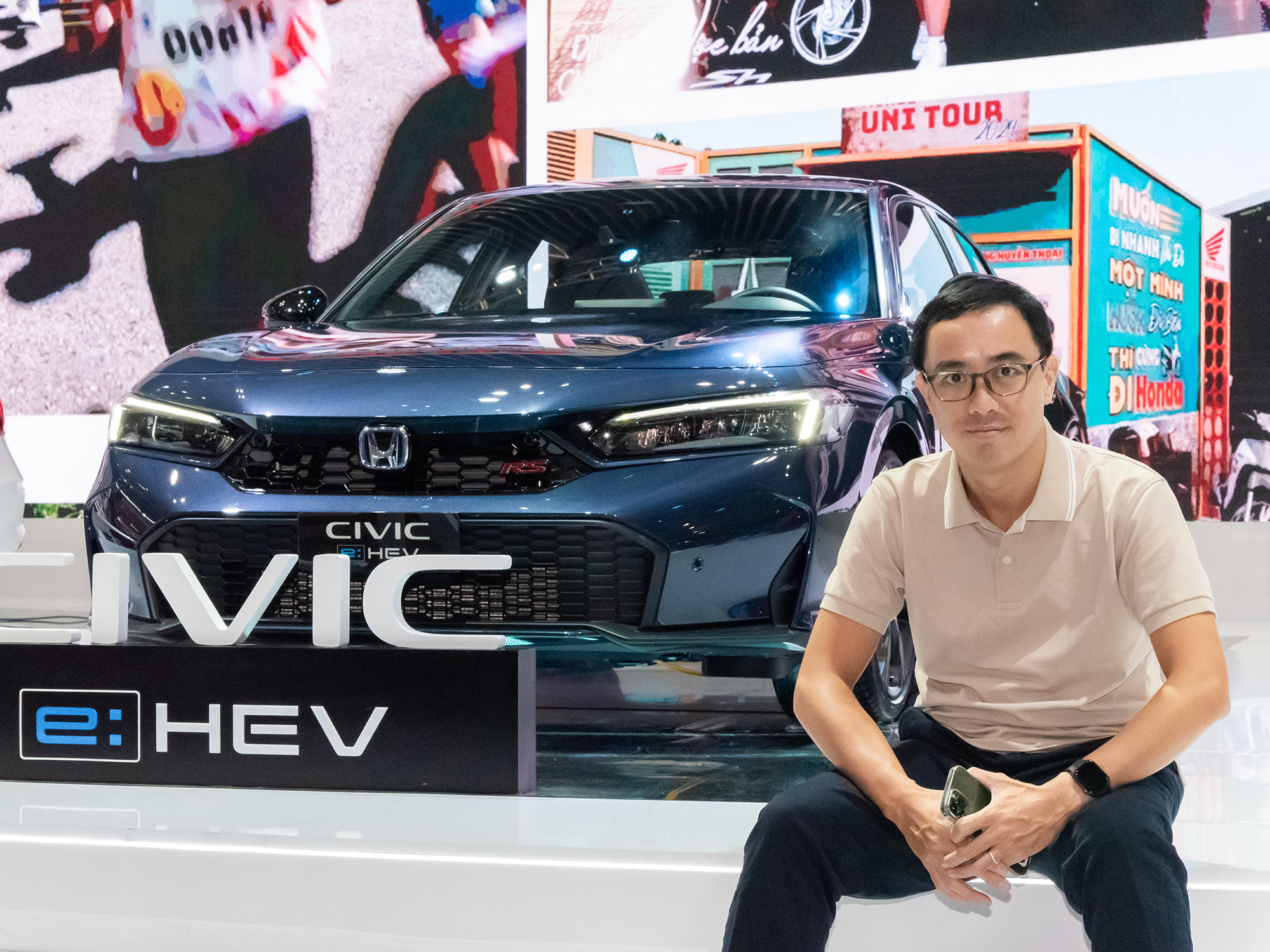 'Mức giá 999 triệu đưa Honda Civic e:HEV RS trở thành xe chơi như Suzuki Jimny' - Ảnh 1.