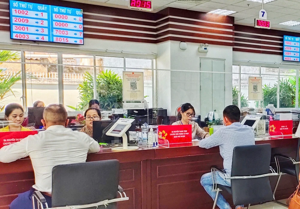 TP Hà Nội và TP.HCM có không quá 15 sở, tối đa 10 phó giám đốc CƠ QUAN CHUYÊN MÔN