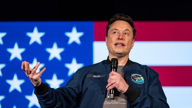 Tỉ phú Musk chuyển hướng sản xuất linh kiện cho SpaceX tới Việt Nam- Ảnh 1.