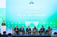 Quang cảnh Phiên toàn thể thứ 4 trong khuôn khổ Diễn đàn Tương lai ASEAN 2025 với chủ đề “AI, quản trị các công nghệ mới nổi nhằm bảo đảm an ninh toàn diện”. (Ảnh: SƠN TÙNG) 