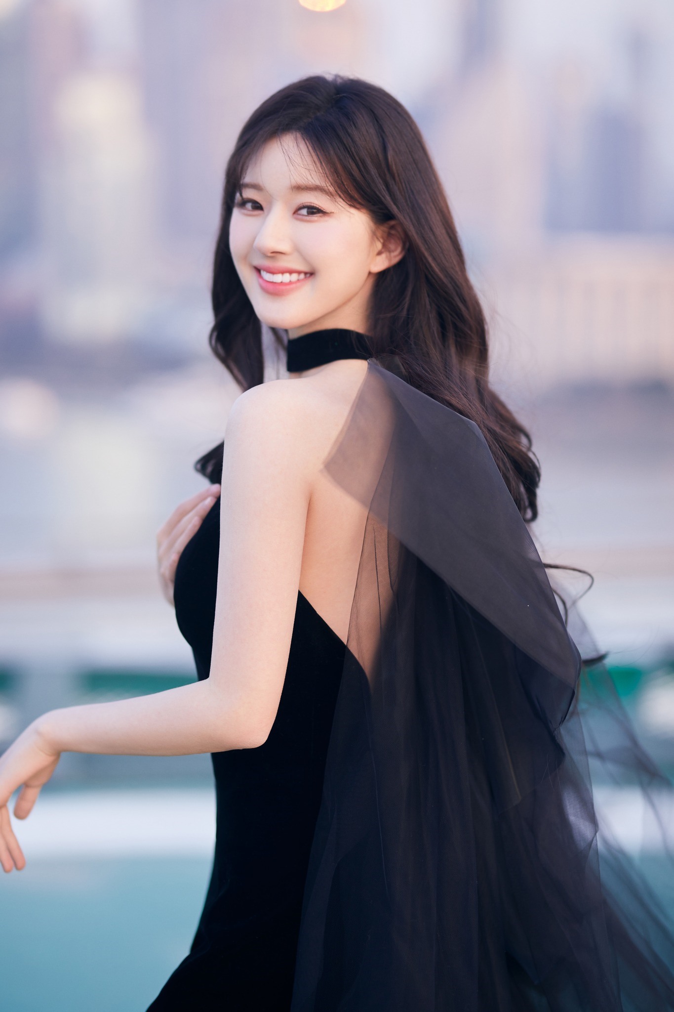 10 nữ diễn viên giàu nhất Trung Quốc 2025: Dương Mịch xếp sau Triệu Lệ Dĩnh, lướt tới hạng 1 mà nghi ngờ nhân sinh- Ảnh 1.