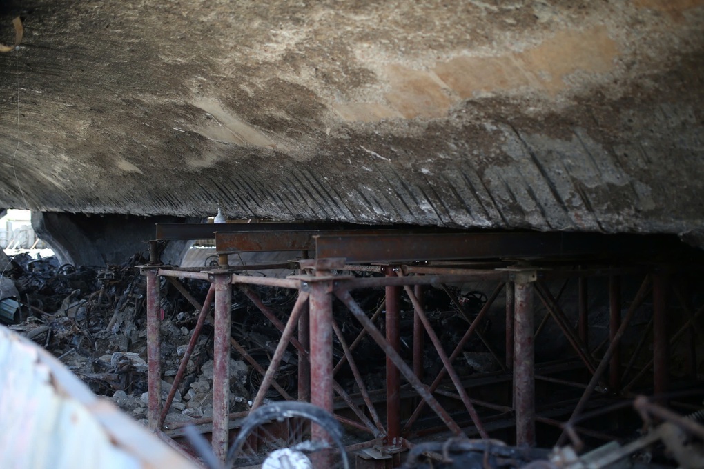 Thủ tướng giao công an điều tra, truy trách nhiệm vụ cháy gầm cầu Vĩnh Tuy - 2 Thủ tướng giao công an điều tra, truy trách nhiệm vụ cháy gầm cầu Vĩnh Tuy - 2