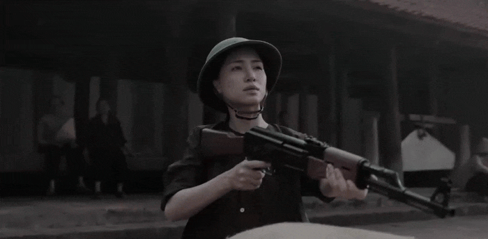 Hòa Minzy kết hợp nhạc sĩ tỷ view tung MV hoành tráng như phim, xem đến đâu khóc đến đó- Ảnh 4. Hòa Minzy kết hợp nhạc sĩ tỷ view tung MV hoành tráng như phim, xem đến đâu khóc đến đó- Ảnh 4.