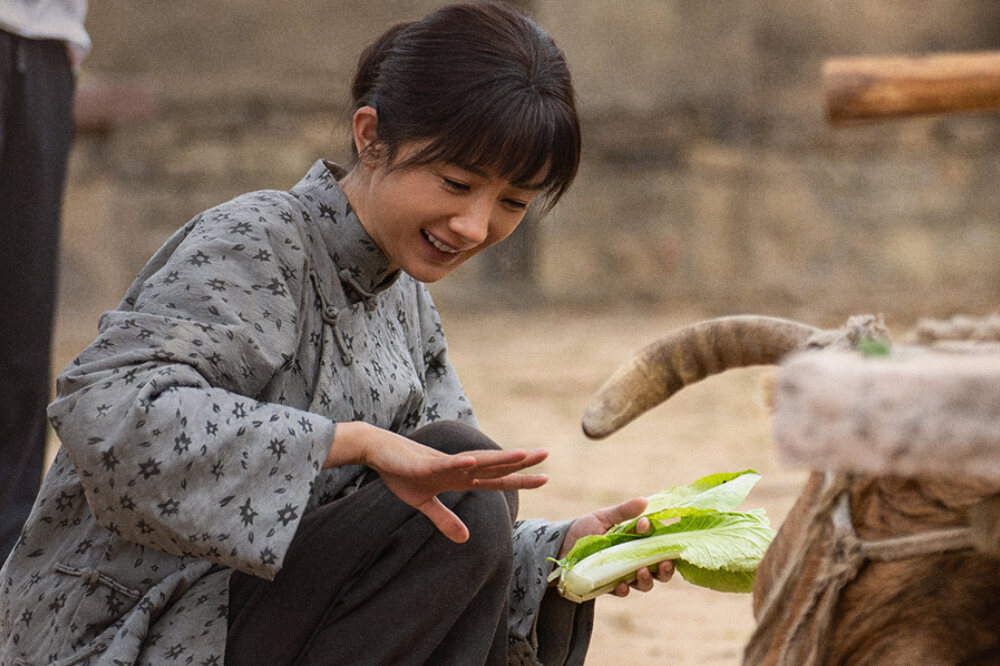 Phim Trung Quốc tưởng chán ngấy lại top 1 rating cả nước: Nữ chính đẹp điên lên được, lập kỷ lục vô địch 2025 quá đỉnh- Ảnh 4.