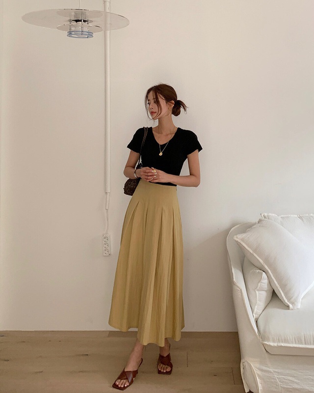 Chân váy chữ A đang gây sốt diện rộng vì mặc lên siêu tôn dáng, dịu dàng như nàng thơ- Ảnh 6. Chân váy chữ A đang gây sốt diện rộng vì mặc lên siêu tôn dáng, dịu dàng như nàng thơ- Ảnh 6.