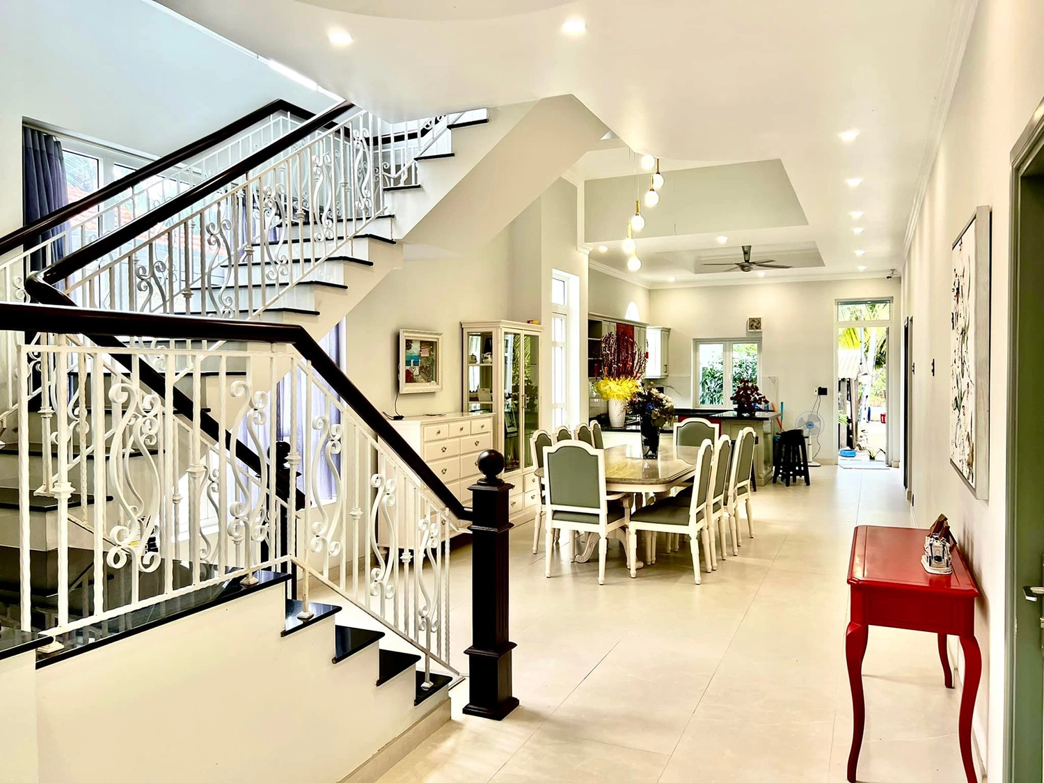 Diễn viên Việt sở hữu 2 biệt thự, 3 nhà hàng: Hủy hôn vợ sắp cưới, tuổi 41 yêu bạn gái kém 16 tuổi - Ảnh 7.