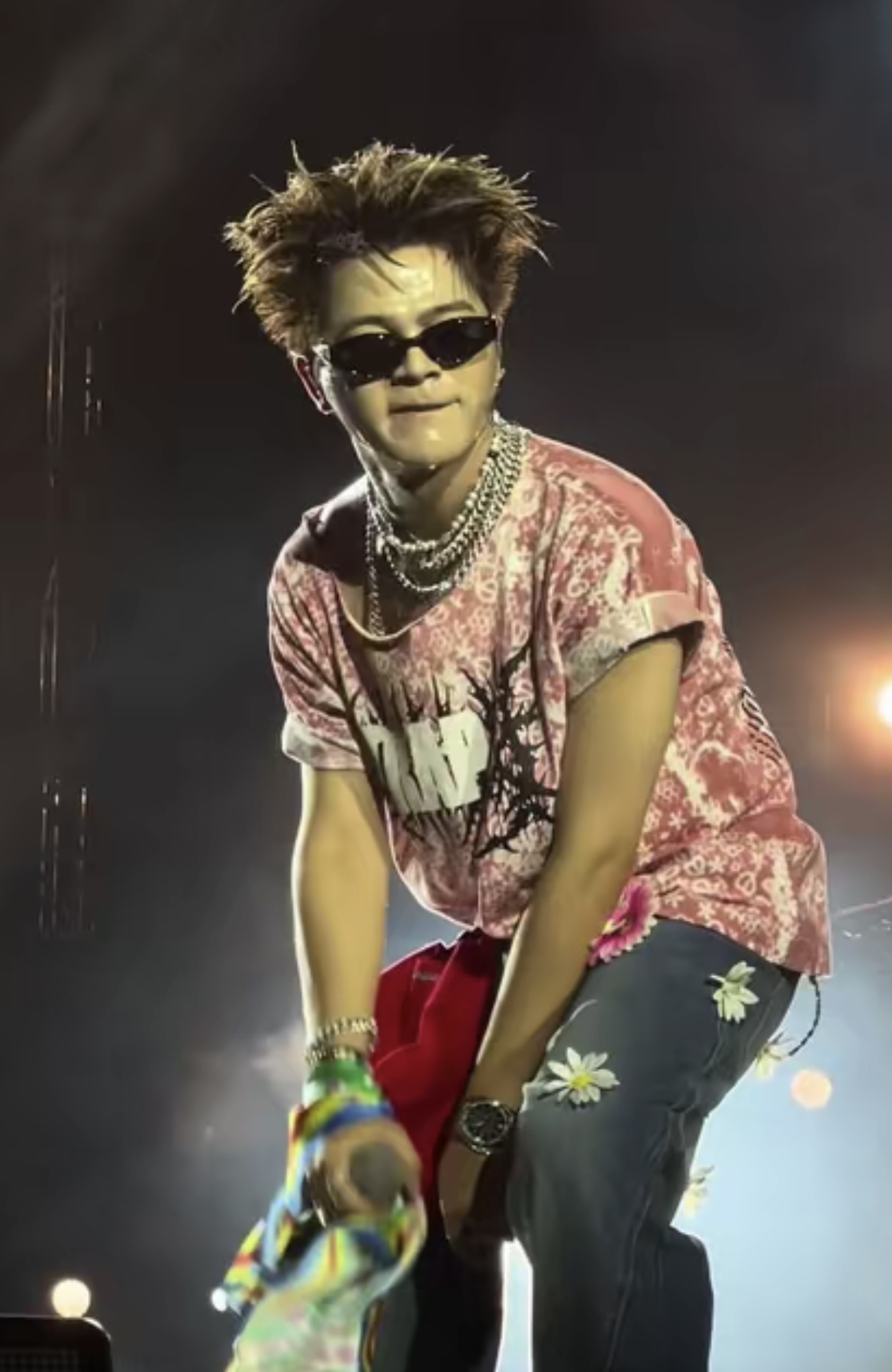 Dương Domic thật sự có thù với chuyện đánh nền, giao diện đến mức này thì netizen công nhận là sến ngang Jack!- Ảnh 10. Dương Domic thật sự có thù với chuyện đánh nền, giao diện đến mức này thì netizen công nhận là sến ngang Jack!- Ảnh 10.