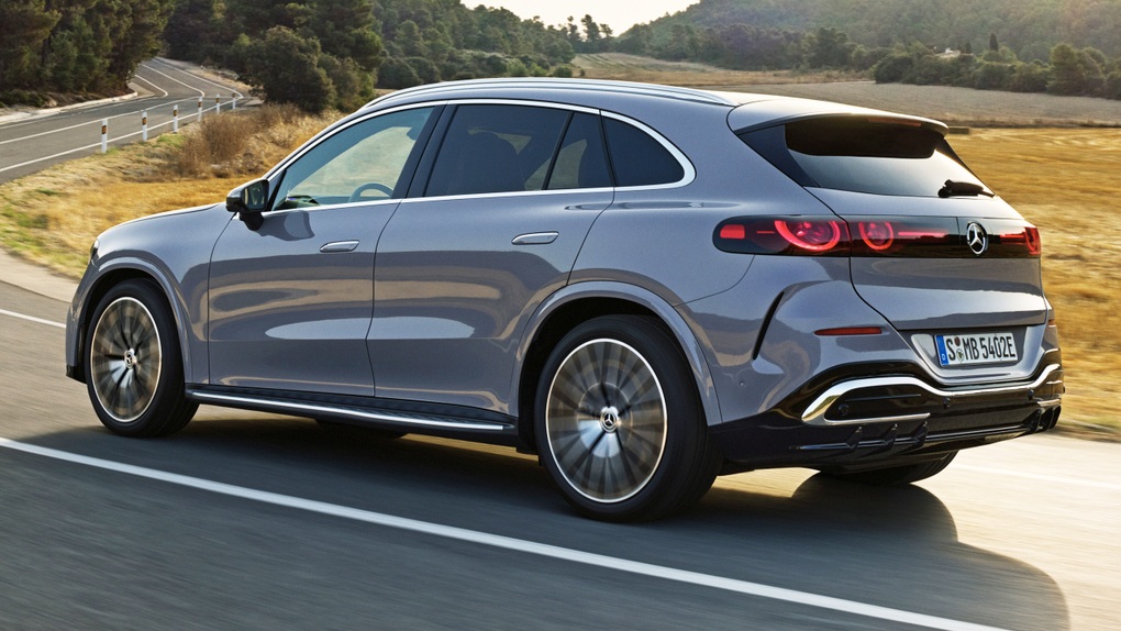 Mercedes-Benz trang bị màn hình siêu lớn 39,1 inch cho mẫu GLC chạy điện - 4