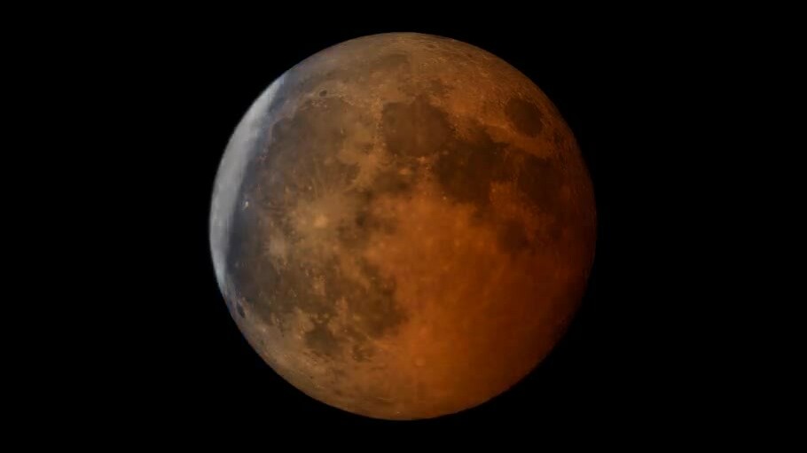 Vì sao đêm nay Mặt Trăng chuyển màu đỏ?