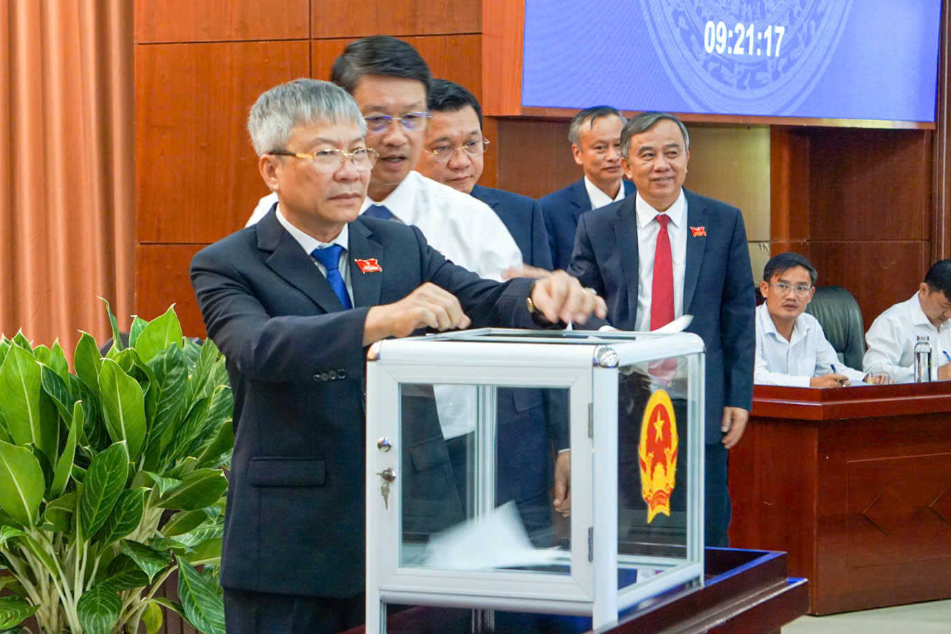 Ông Phạm Đức Ấn được bầu làm Chủ tịch UBND TP Đà Nẵng nhiệm kỳ 2021 - 2026 - Ảnh 3.