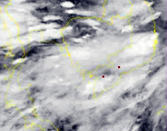 Thời tiết Việt Nam có thuận lợi để ngắm 'trăng máu' đêm nay? - Ảnh 3.