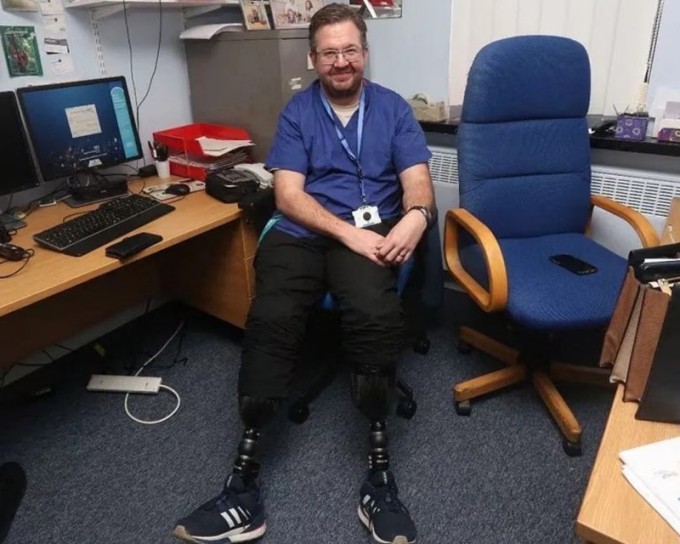 Hopper tại Bệnh viện Hoàng gia Cornwall. Ảnh: SWNS