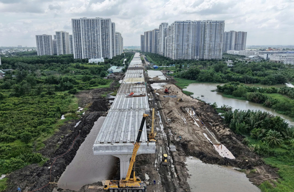 Vun bồi sức mạnh cho siêu đô thị: Trông chờ 3 tuyến vành đai - Ảnh 2.