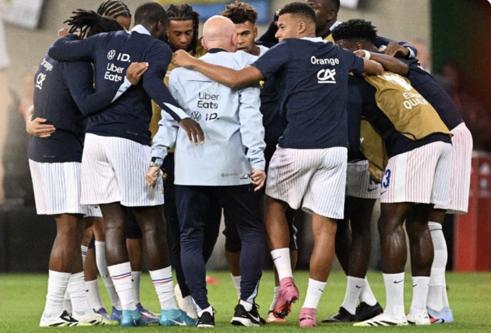 Mbappe lập công, Pháp thắng Ukraine ngày ra quân vòng loại World Cup- Ảnh 5.