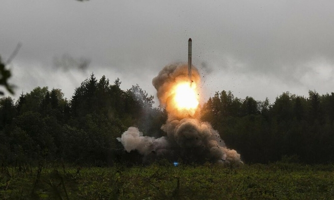 Tên lửa 9M728 rời bệ phóng trong cuộc tập trận Zapad 2017. Ảnh: Bộ Quốc phòng Nga