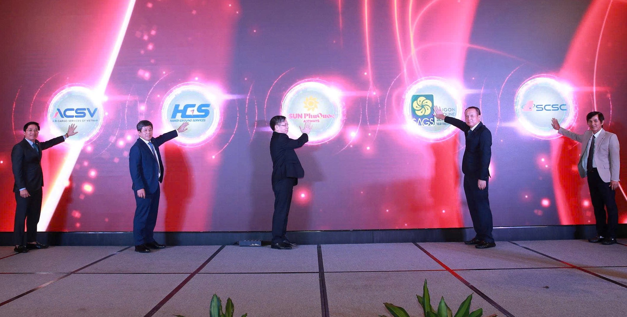 dịch vụ mặt đất - Ảnh 2.