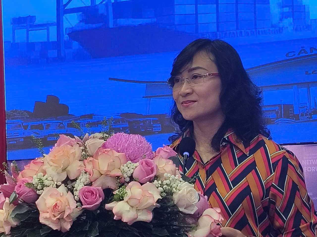 Bí thư Tỉnh ủy Tây Ninh phát biểu cam kết tại một hội nghị quan trọng- Ảnh 5. Bí thư Tỉnh ủy Tây Ninh phát biểu cam kết tại một hội nghị quan trọng- Ảnh 5.