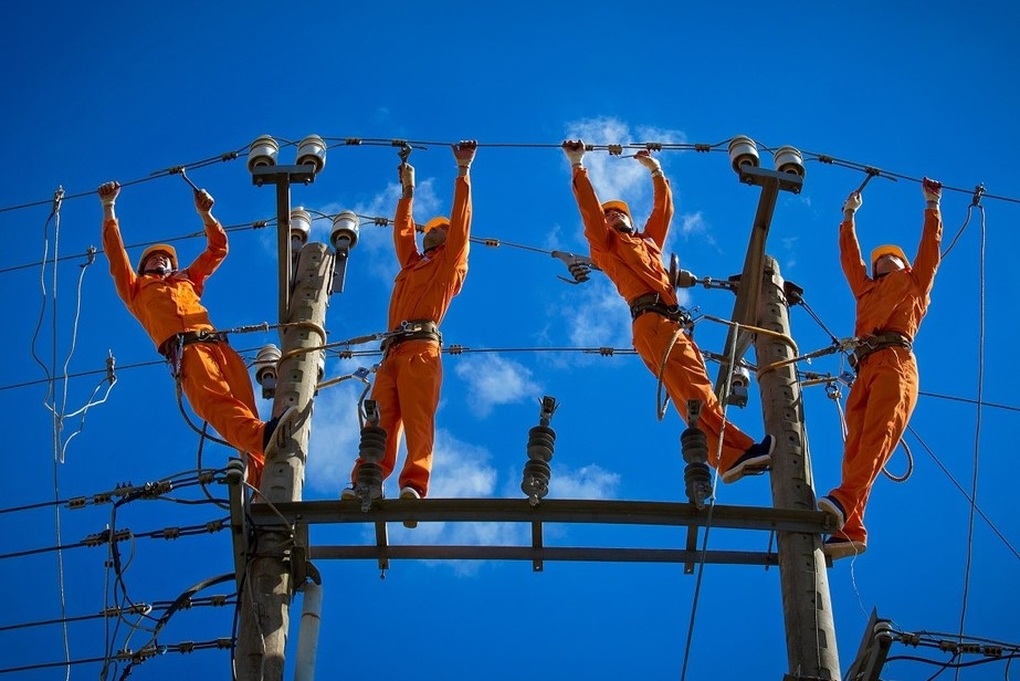 EVN đưa 45.000 tỷ vào giá điện vì muốn cân bằng an sinh xã hội và đầu tư - 2