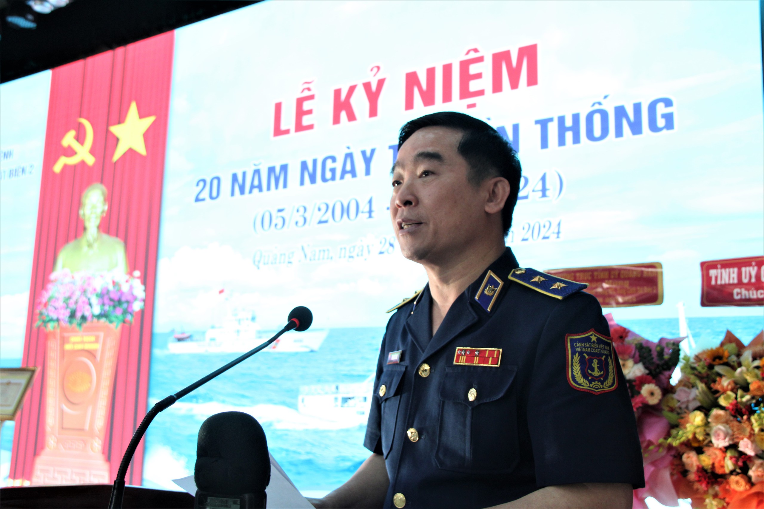 20 năm vượt khó vươn lên của Bộ Tư lệnh Vùng Cảnh sát biển 2- Ảnh 4. 20 năm vượt khó vươn lên của Bộ Tư lệnh Vùng Cảnh sát biển 2- Ảnh 4.