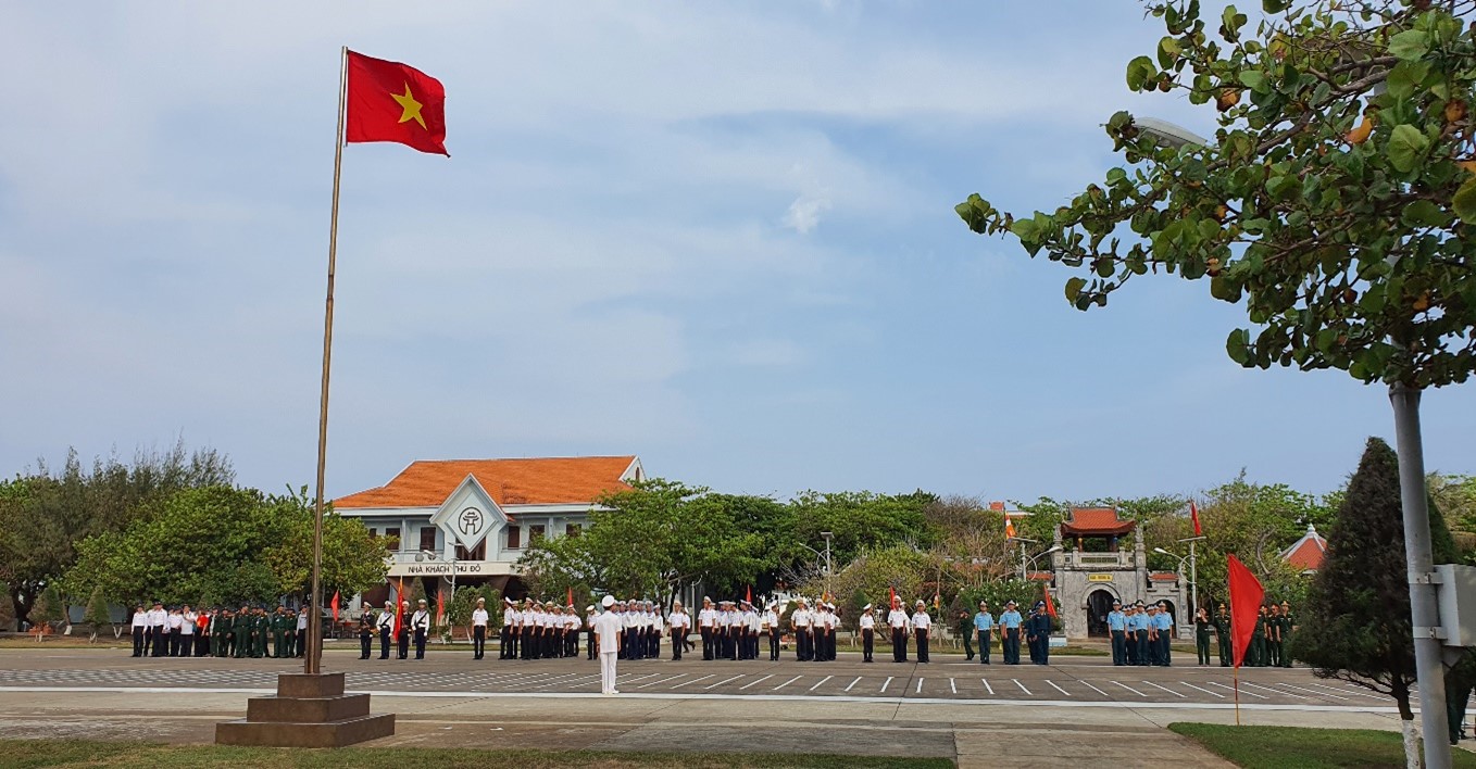 Cuộc thi viết “CHỦ QUYỀN QUỐC GIA BẤT KHẢ XÂM PHẠM”: Trường Sa vẫn luôn rất gần- Ảnh 2. Cuộc thi viết “CHỦ QUYỀN QUỐC GIA BẤT KHẢ XÂM PHẠM”: Trường Sa vẫn luôn rất gần- Ảnh 2.