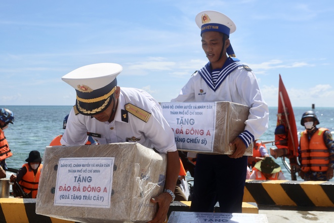 Sâu nặng nghĩa tình TP HCM 4 img