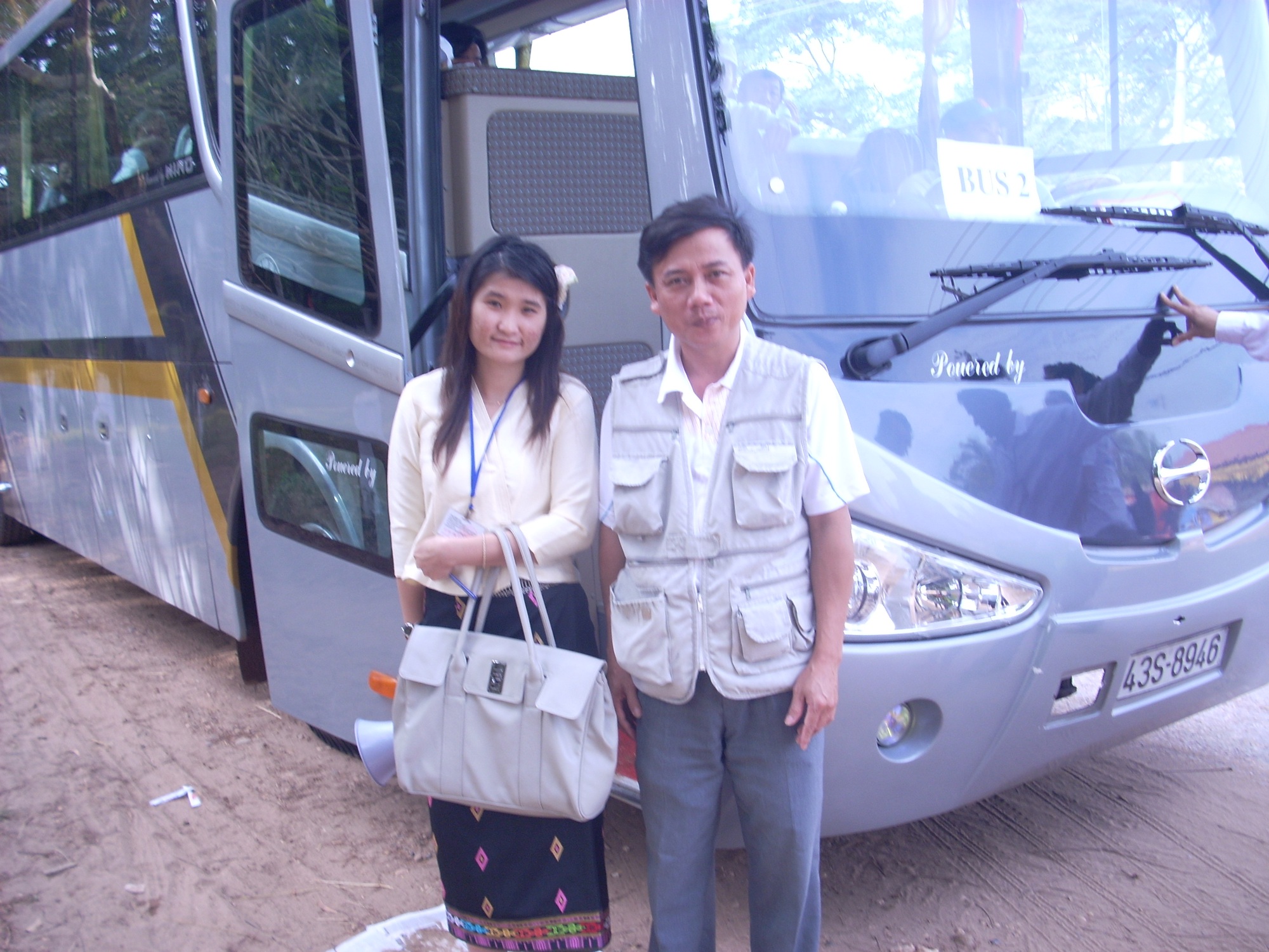 Cuộc thi viết về chủ quyền: Việt - Lào tình sâu nghĩa nặng - Ảnh 4. Cuộc thi viết về chủ quyền: Việt - Lào tình sâu nghĩa nặng - Ảnh 4.