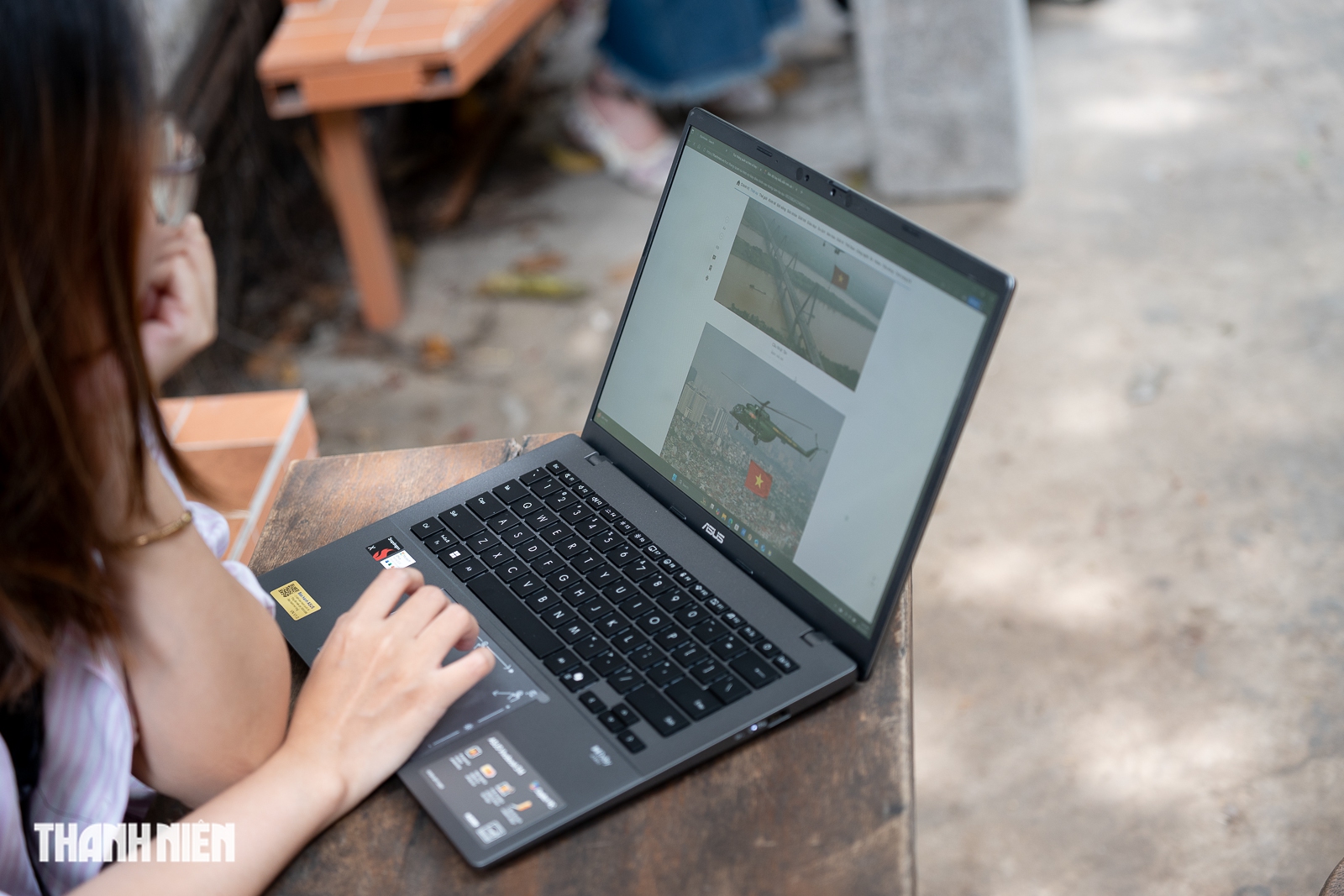 mỏng nhẹ nhưng mạnh mẽ cùng AI 4 Trải nghiệm Vivobook S14: mỏng nhẹ nhưng mạnh mẽ cùng AI - Ảnh 4.