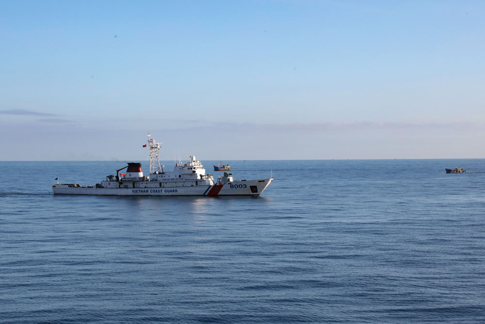 Cảnh sát biển Việt Nam và Trung Quốc tuần tra liên hợp ở Vịnh Bắc Bộ - Ảnh 3. Cảnh sát biển Việt Nam và Trung Quốc tuần tra liên hợp ở Vịnh Bắc Bộ - Ảnh 3.