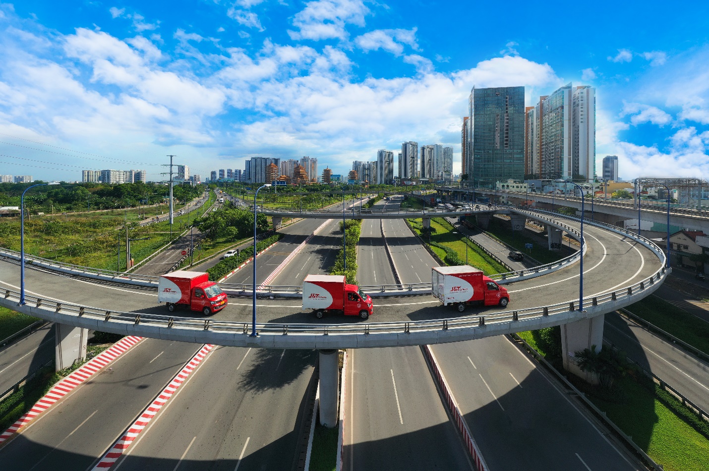 Các đơn vị logistic đã làm gì để chuẩn bị cho các đợt mua sắm lớn nhất vào nửa cuối năm 2025?- Ảnh 2. Các đơn vị logistic đã làm gì để chuẩn bị cho các đợt mua sắm lớn nhất vào nửa cuối năm 2025?- Ảnh 2.