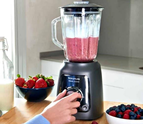 01-5-mon-do-dien-da-nang-2.jpg 3 đồ điện, Chảo điện đa năng, Lò vi sóng, Ấm đun đa năng, Máy xay sinh tố, Nồi chiên không dầu