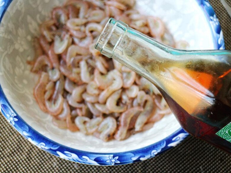 Lá này rẻ bèo nhưng giúp giải độc gan, sáng mắt, đem rang với tôm sông được món cực ngon 5 Lá này rẻ bèo nhưng giúp giải độc gan, sáng mắt, đem rang với tôm sông được món cực ngon - 5