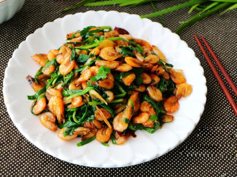 Lá này rẻ bèo nhưng giúp giải độc gan, sáng mắt, đem rang với tôm sông được món cực ngon 9 Lá này rẻ bèo nhưng giúp giải độc gan, sáng mắt, đem rang với tôm sông được món cực ngon - 9