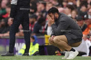 Không chịu thay đổi, HLV Ruben Amorim đối diện nguy cơ bị sa thải