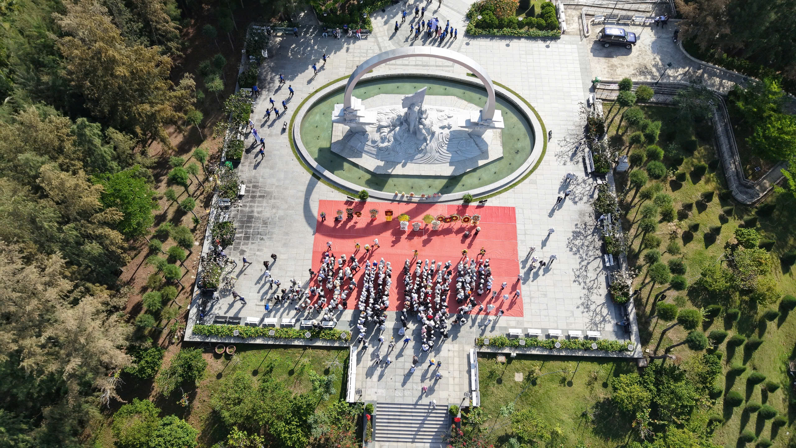 Vạn tấm lòng tưởng nhớ chiến sĩ Gạc Ma- Ảnh 17. Vạn tấm lòng tưởng nhớ chiến sĩ Gạc Ma- Ảnh 17.