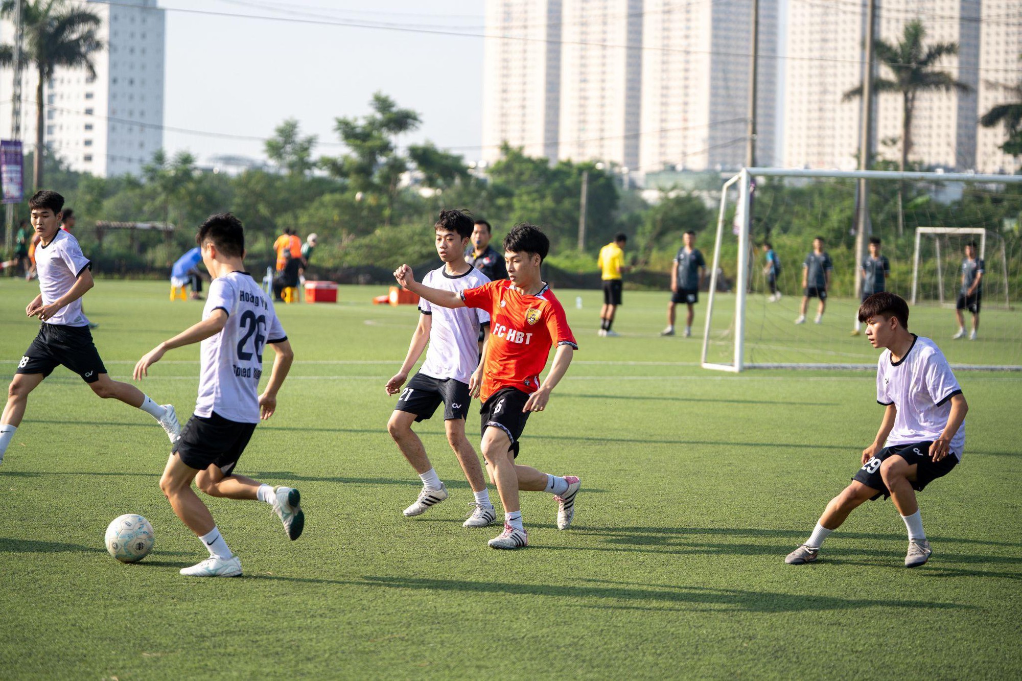 Phù Đổng Giao Đơn 2025: Cầu nối gắn kết cộng đồng tài xế ShopeeFood- Ảnh 5. Phù Đổng Giao Đơn 2025: Cầu nối gắn kết cộng đồng tài xế ShopeeFood- Ảnh 5.