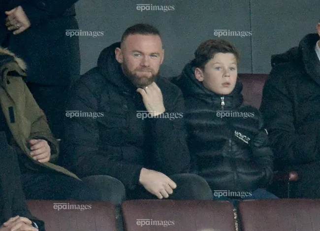 Danh thủ Rooney ngao ngán với lối chơi của Manchester United dưới thời HLV Ruben Amorim. Ảnh: EPA. danh-thu-rooney-chi-trich-nang-ne-hlv-amorim (1).jpg