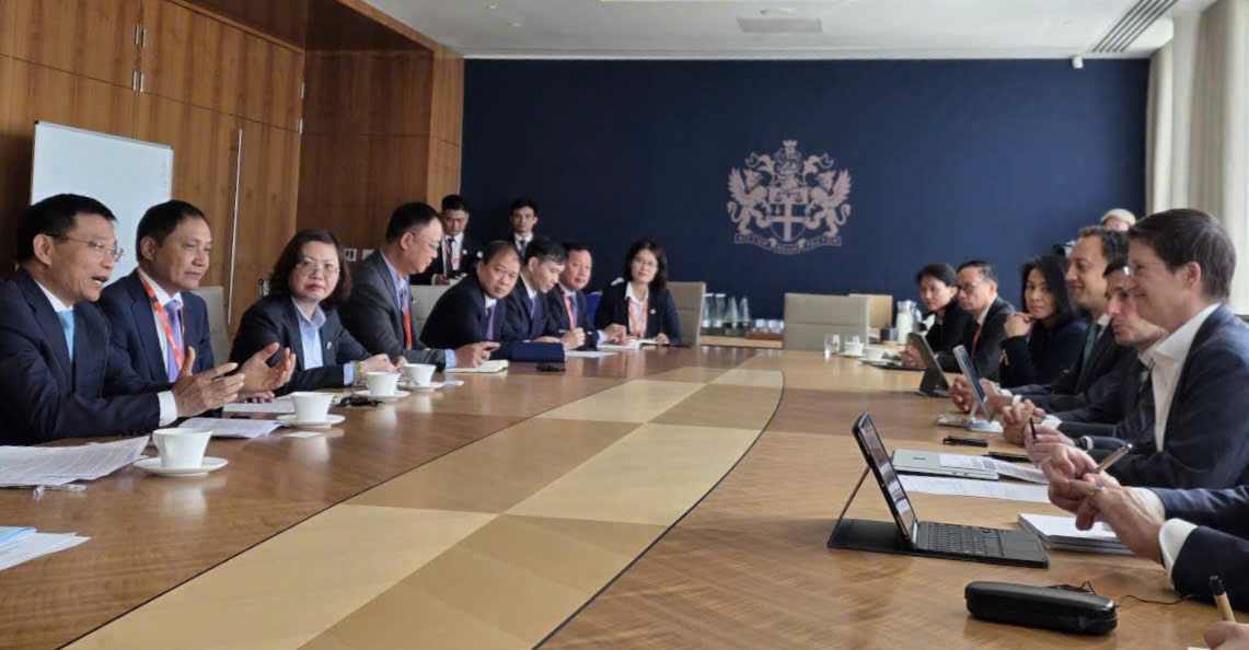 Việt Nam đáp ứng các tiêu chí nâng hạng thị trường chứng khoán- Ảnh 3. Việt Nam đáp ứng các tiêu chí nâng hạng thị trường chứng khoán- Ảnh 3.