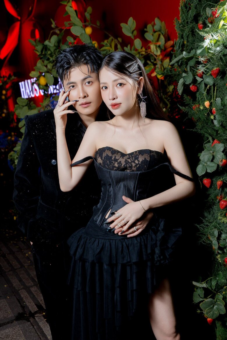 Puka tóc mọc lởm chởm sau khi sinh con đầu lòng, U40 đẻ xong vẫn đẹp rạng rỡ bảo sao Gin Tuấn Kiệt cưng chiều 7 Puka được khen ngợi chuẩn “gái 1 con trông mòn con mắt”.