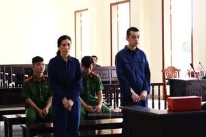 Tuyên án nhóm bị cáo thực hiện 141 hợp đồng vay mua hàng trả góp chiếm đoạt hơn 4 tỉ