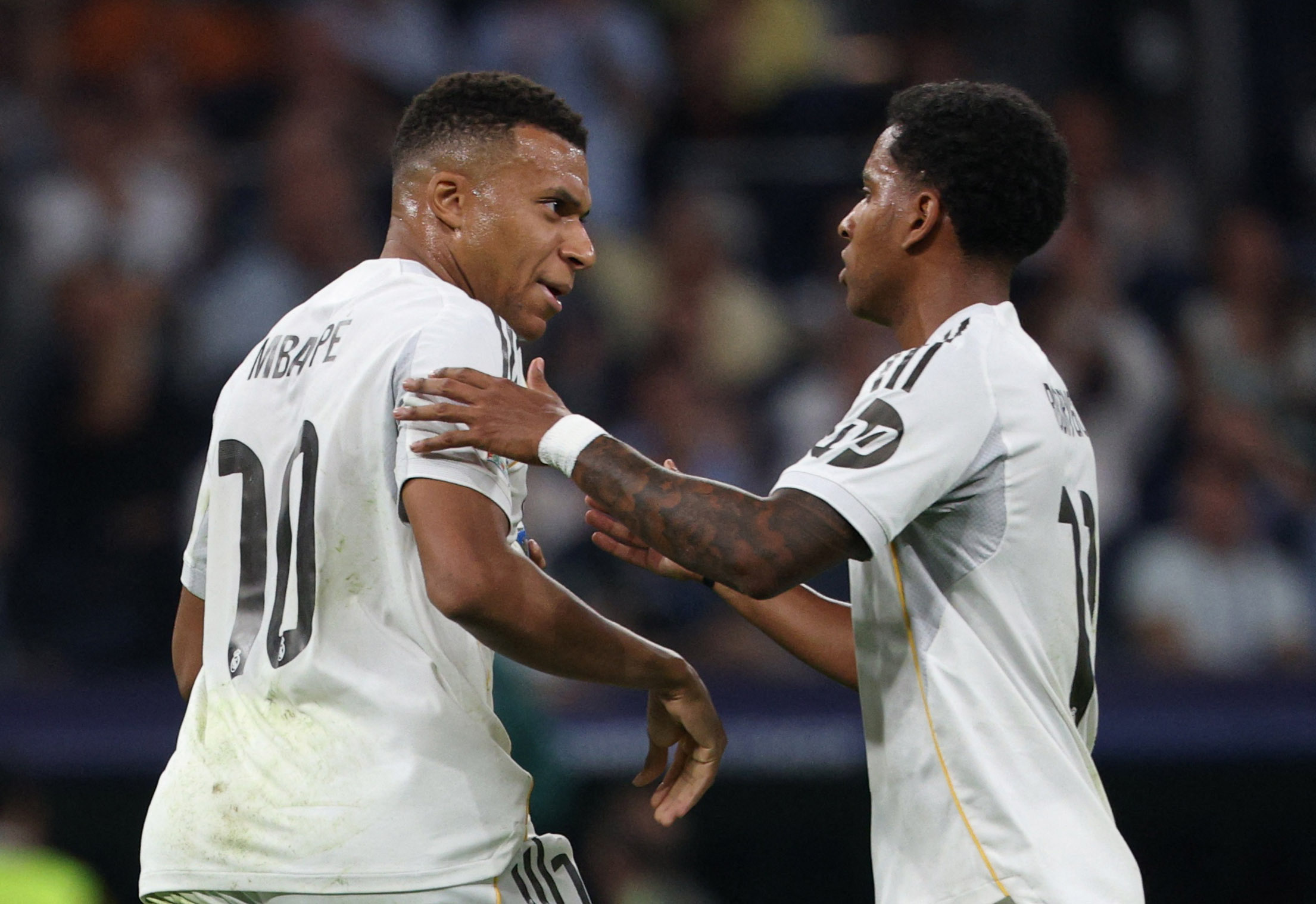 Mbappe giúp Real Madrid chật vật giành 3 điểm, Arsenal thắng nhờ ‘bài dị’ của HLV Arteta- Ảnh 4. Mbappe giúp Real Madrid chật vật giành 3 điểm, Arsenal thắng nhờ ‘bài dị’ của HLV Arteta- Ảnh 4.