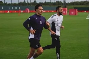 Martinez mang đến cú hích lớn cho MU