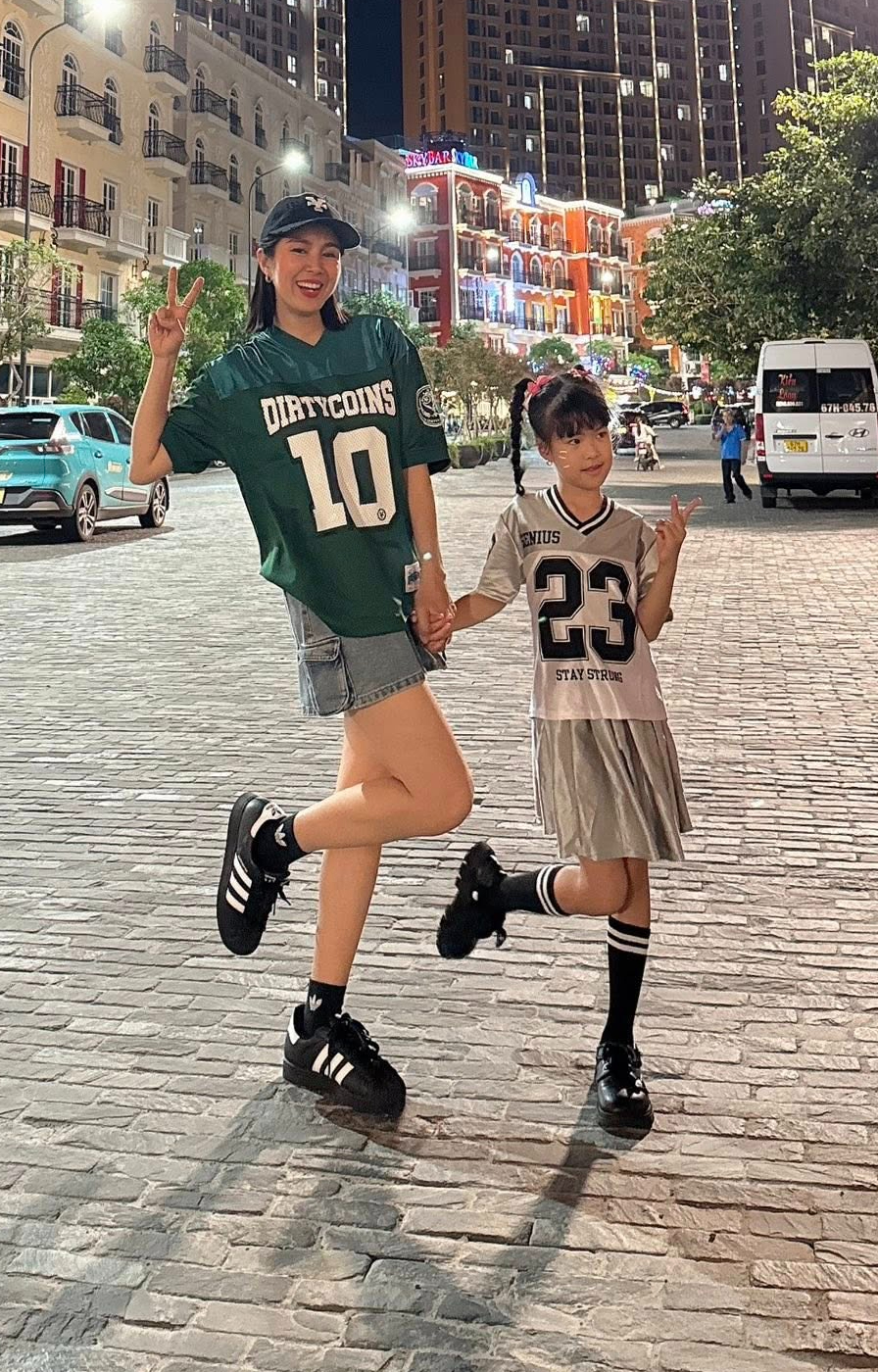 Không nhận ra nữ hoàng phim truyền hình miền Tây: Chục năm giản dị, giờ thành 