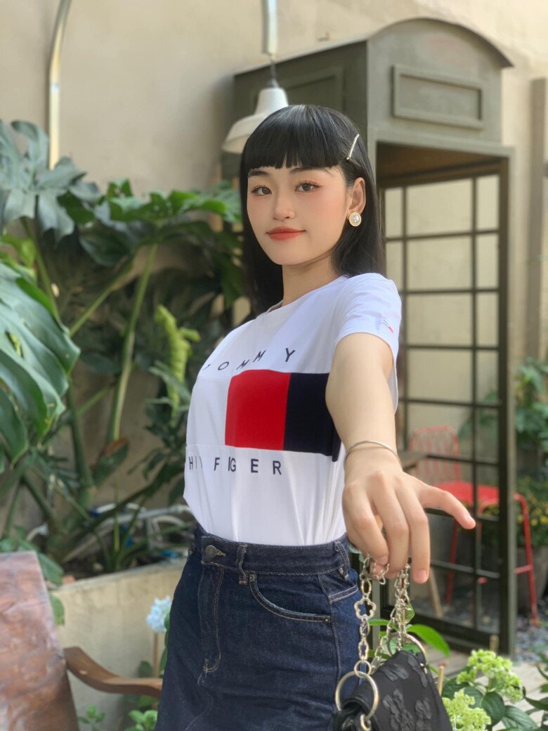 Hoa hậu Yến Nhi sống tiết kiệm, làm đủ nghề để mưu sinh khi vào TP.HCM học tập.