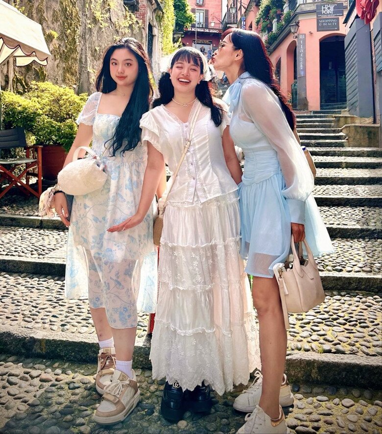 Thúy Hạnh sang Ý 1 tháng vì lo con gái bơ vơ khi đi du học, xoay sở vất vả sau tuần đầu ở trời Tây 5 2 con gái của Thúy Hạnh chọn học ở châu Âu, theo đuổi ngành thời trang.