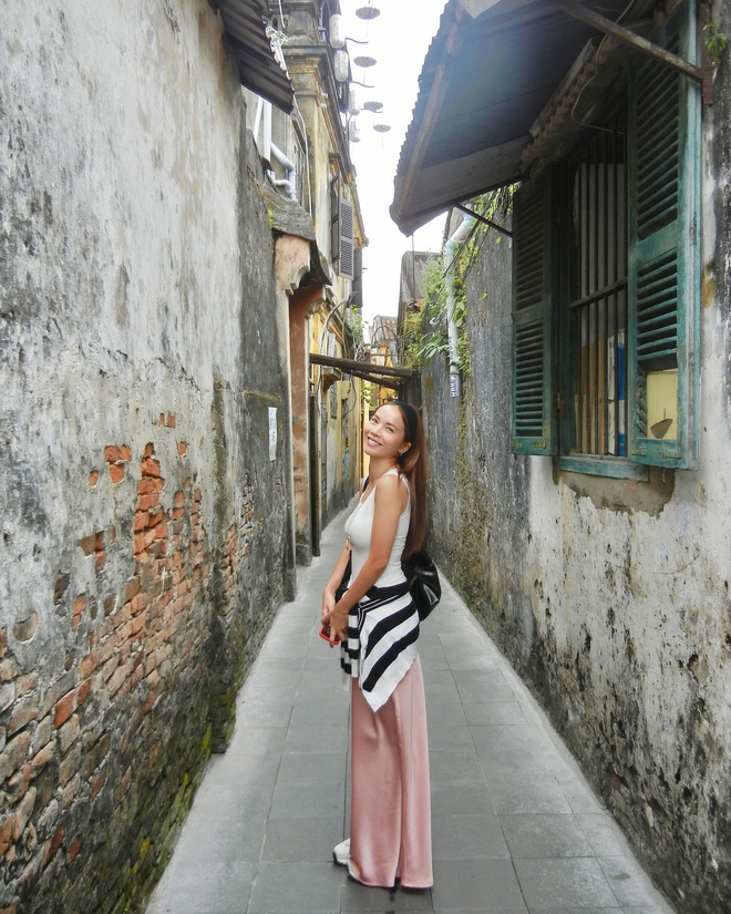 5 món thời trang được dàn sao nữ 40+ mặc thường xuyên để hack tuổi xuất sắc- Ảnh 8.