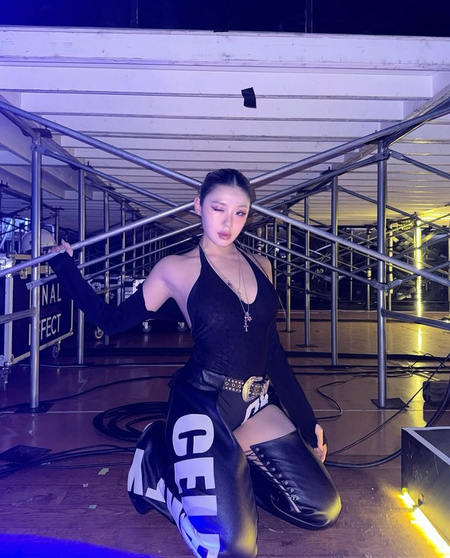 Tìm ra danh tính tình tin đồn của V (BTS), được lòng fan hơn cả Jennie?- Ảnh 6. Tìm ra danh tính tình tin đồn của V (BTS), được lòng fan hơn cả Jennie?- Ảnh 6.