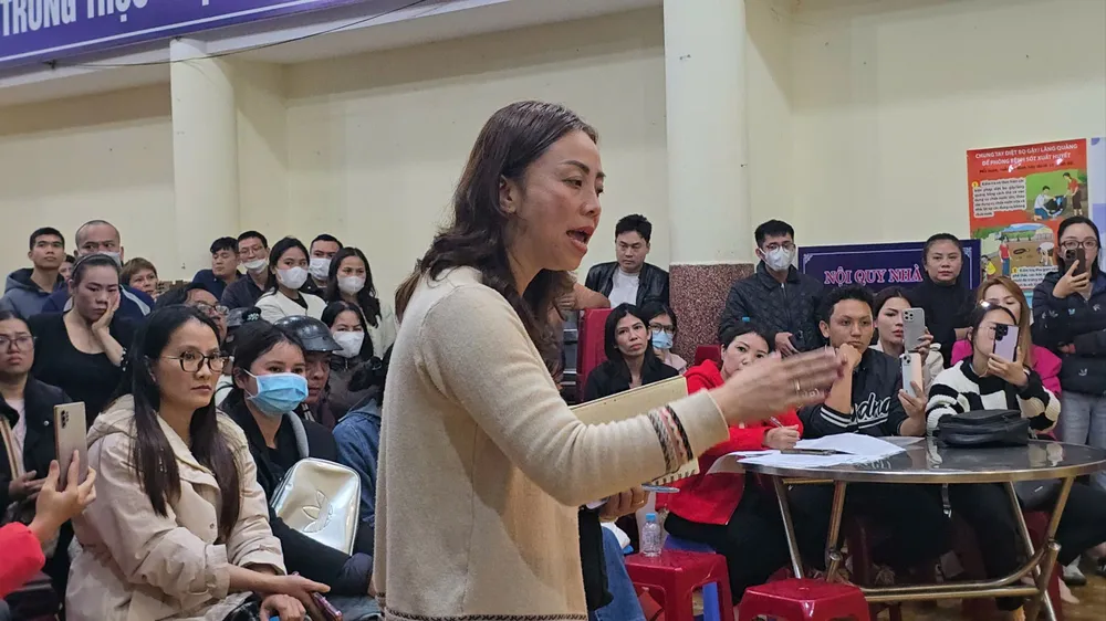 Vụ “thực phẩm kém chất lượng” đang gây xôn xao dư luận tại khu vực phường Xuân Hương, tỉnh Lâm Đồng. Ảnh: PN truong-tieu-hoc-trung-vuong-22.jpg