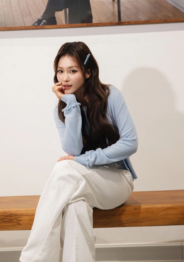 Hoa hậu Tiểu Vy khoe nhan sắc mộc mạc sau 7 năm đăng quang- Ảnh 6.